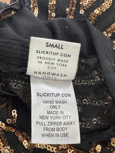 Slick it Up New York Mens Black Gold Sequin Short Sleeve Jumpsuit Sz S - Picture 9 of 10