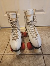 VINTAGE Dominion Canada Roller Skates Womens Size 7