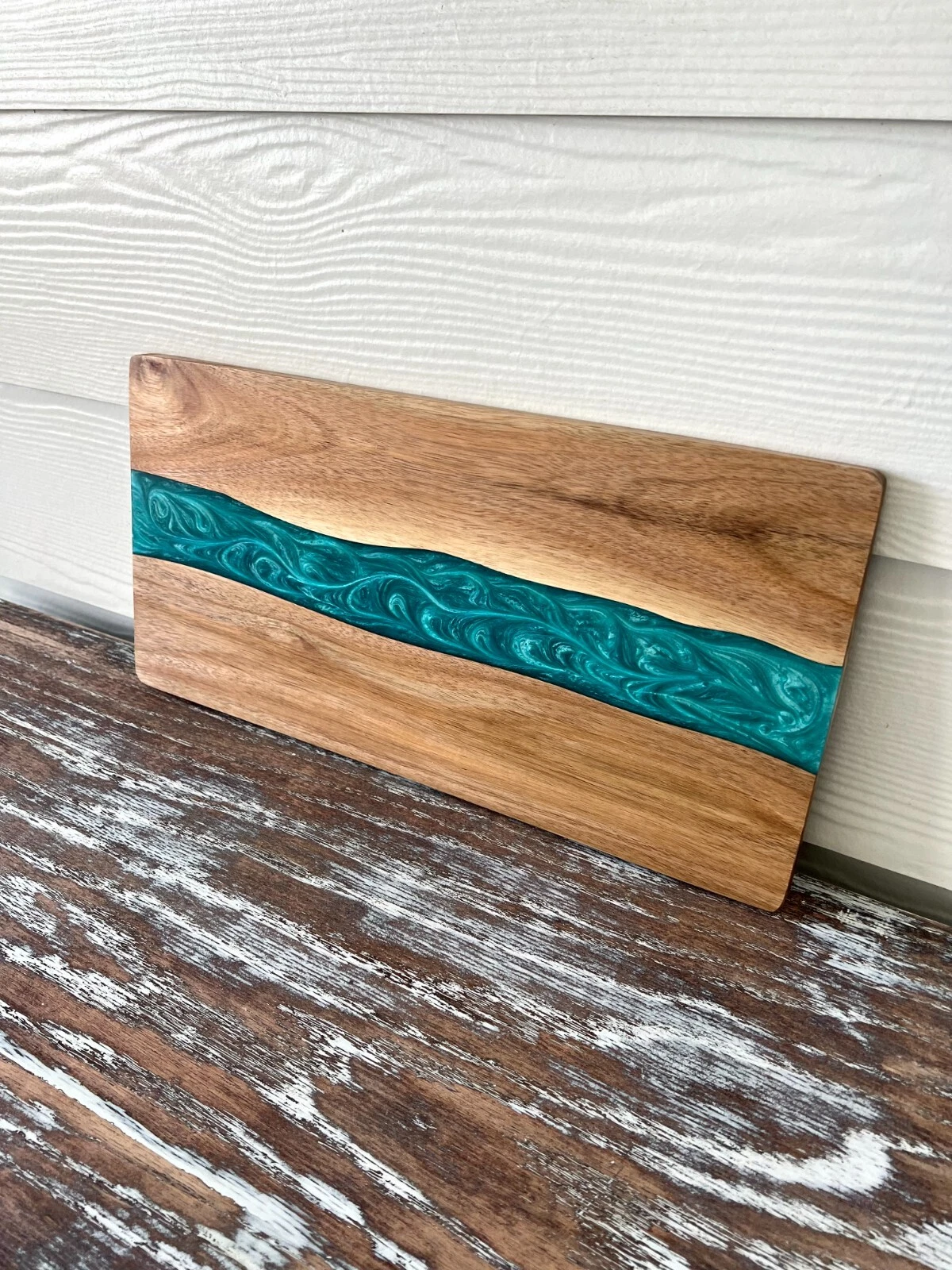 Turquoise Resin River Wood Cutting Board Charcuterie Board Cheeseboard Beach
Opens in a new window o