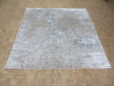 10'2 x 10'3 Square Hand Knotted Gray Modern Tibetan Oriental Rug With Silk G6823