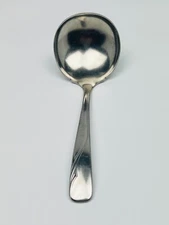 Oneida LTD Stainless Gravy Ladle Flatware 7" long x 2 1/4" wide