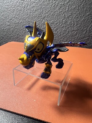 Treasure X Ninjas Gold Shadow Flame Dragon Ultimate Collectible!