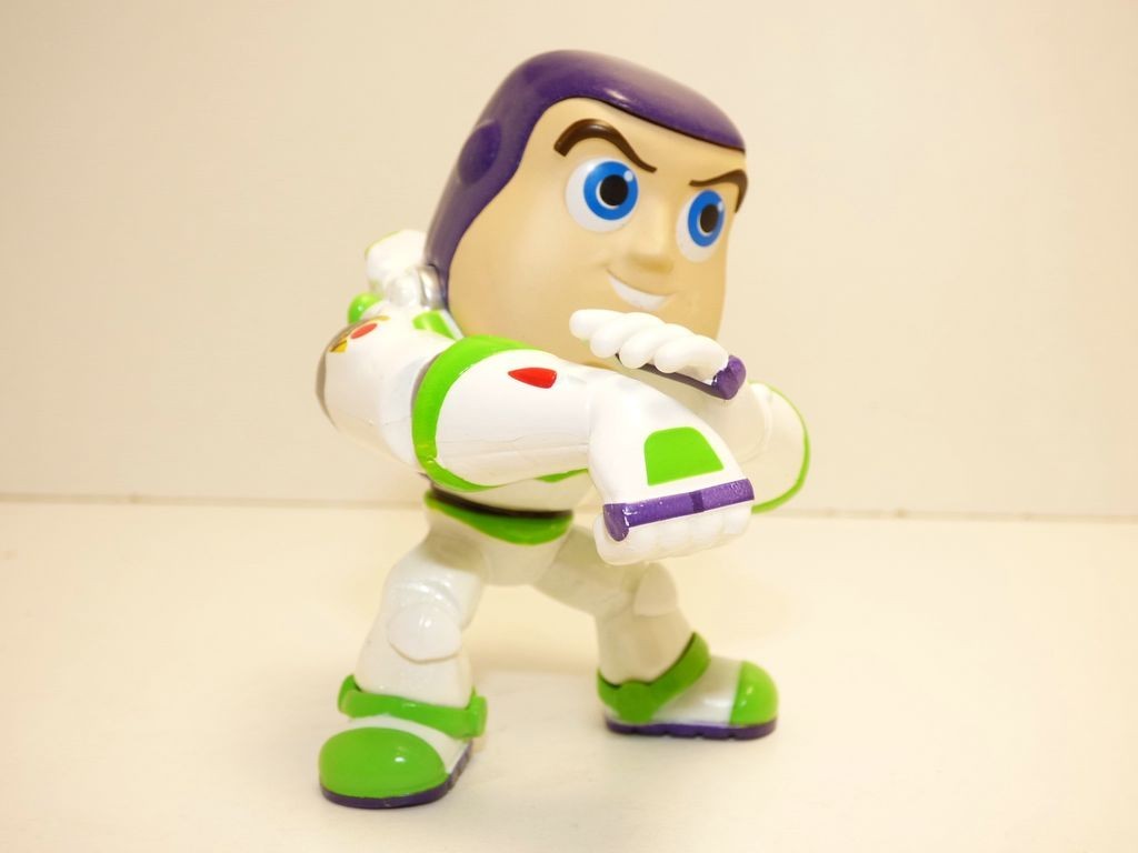 Figurine Buzz l'Éclair Disney Toy Story cadeau anniversaire garçon fille