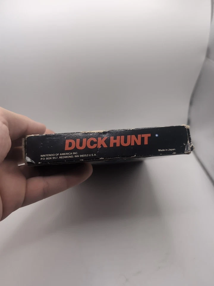 Duck Hunt 5 Screw NES Complete in Box Authentic Tested - Image 3 of 4