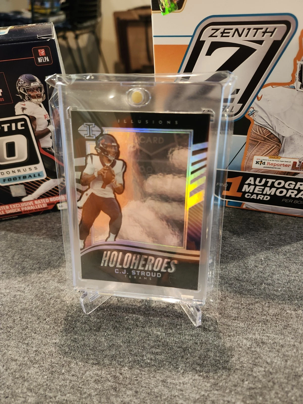 CJ Stroud Panini Illusions Holoheroes Rookie #9 Base