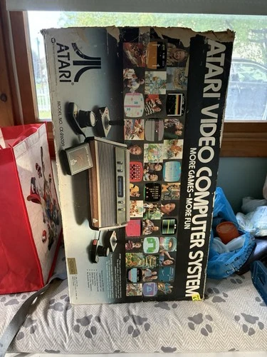Atari video Game Computer System With Games (untested)