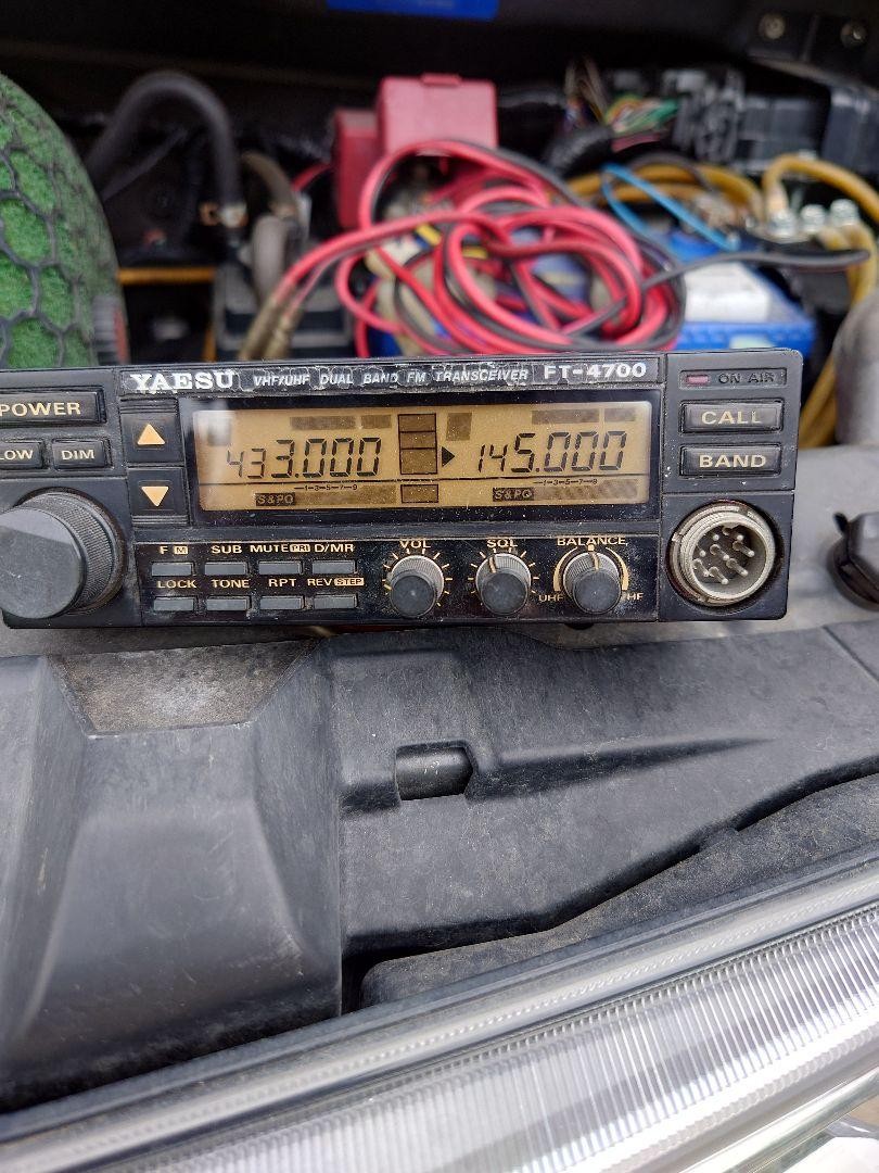 トランシーバー YAESU FT-4700 YAESU FT-4700 Dual band transceiver Amateur Ham Radio