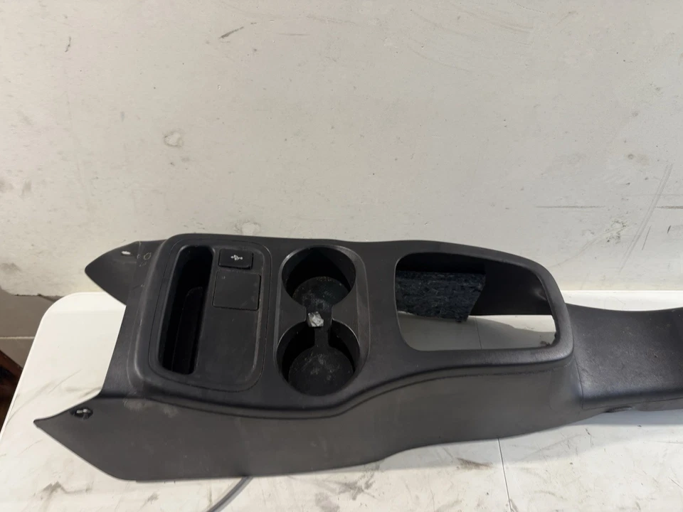 2017-2022 MITSUBISHI MIRAGE G4 CENTER CONSOLE PANEL ARM REST 8011B057XA OEM - Image 2 of 4