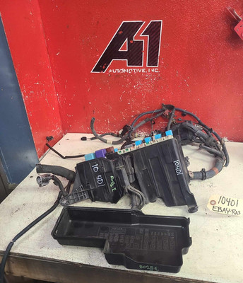 04-06 TOYOTA CAMRY ES330 Engine Fuse Box CIrcuit Block W/Wire Harness Oem
