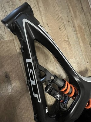 GT Fury 2.0 Downhill Mountain Bike Frame Size S Free Shipping From