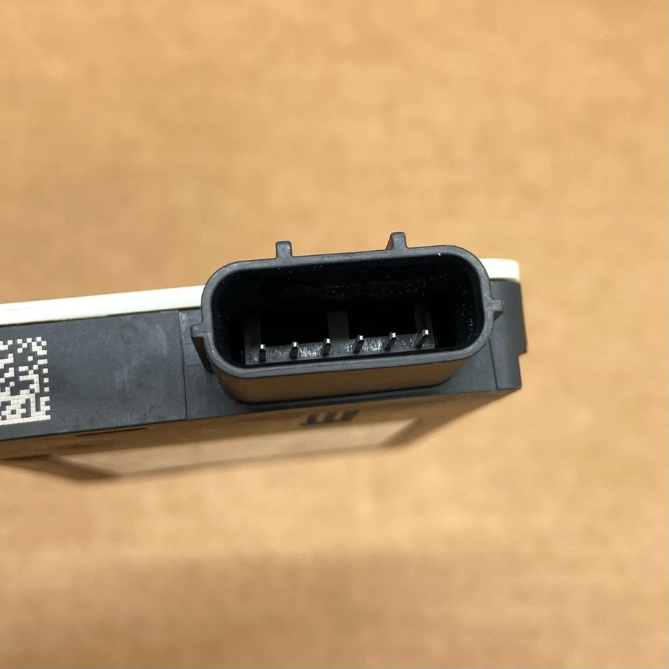 Conjunto de unidad de control de módulo sensor de alerta de punto ciego derecho Honda CR-V 19-21 OEM Foto 3 de 4