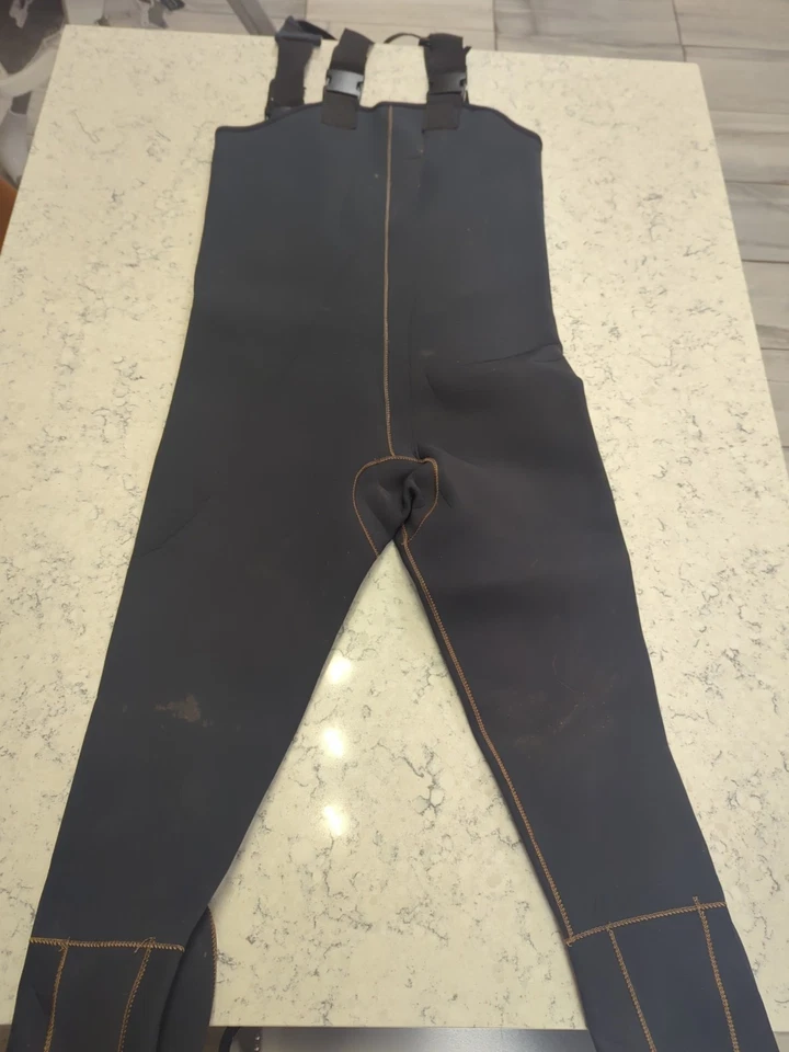 ProLine Premier Neoprene Chest Waders with feet size small - Image 2 of 4