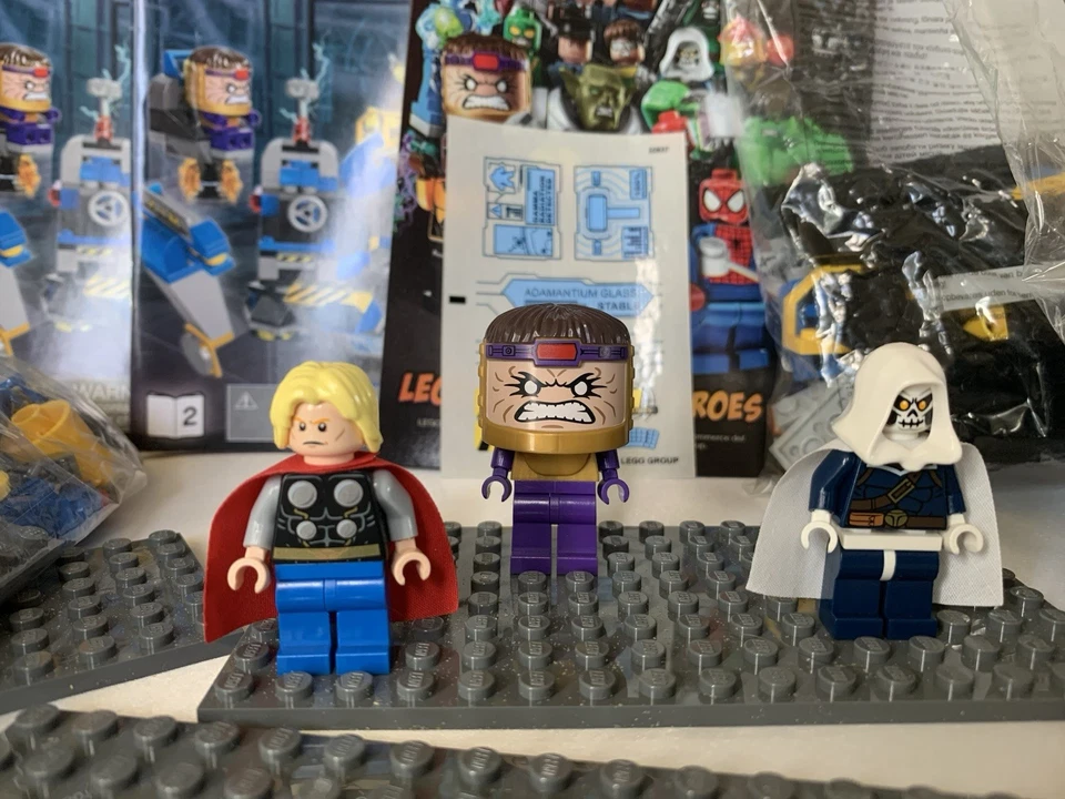 LEGO 76018 Marvel Hulk Lab Smash - Missing Hulk & Falcon - Bags 2 & 3 Sealed - Image 2 of 4