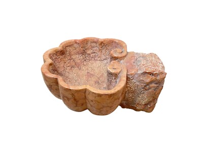 Acquasantiera in red marble from Verona in the shape of a shell - sacred art