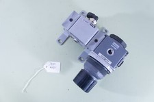 Parker P33RA94BNGP Pressure Regulator 0-300 PSIG w/ P33MA96024N Block 0-125 PSIG