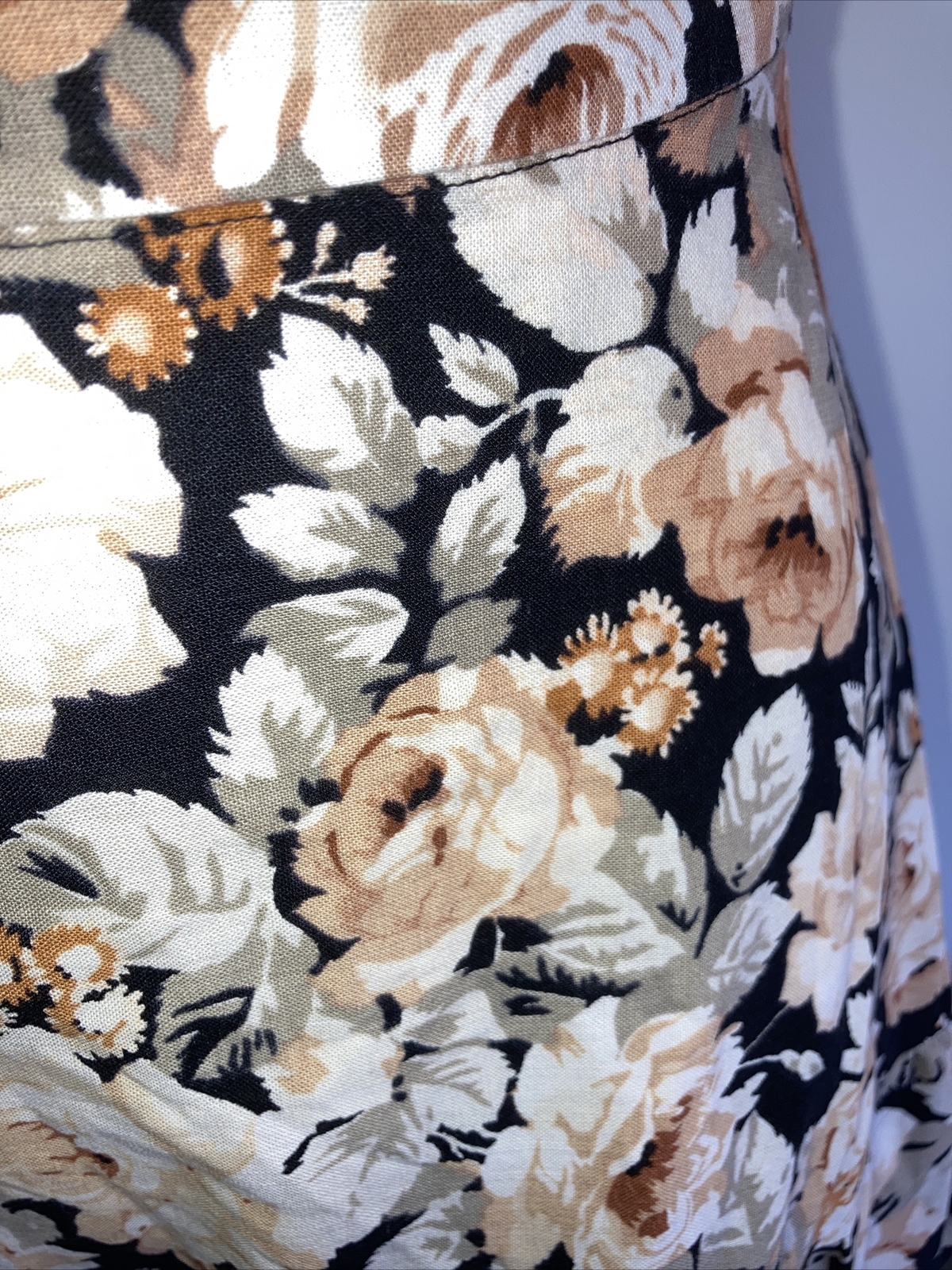 1970s Tiered Floral Vintage Skirt, 13.5" across waist approximately 2