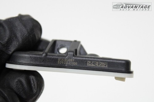 2016-2021 HYUNDAI TUCSON TIRE PRESSURE MONITORING SYSTEM SENSOR TPMS UNIT OEM - Picture 5 of 7