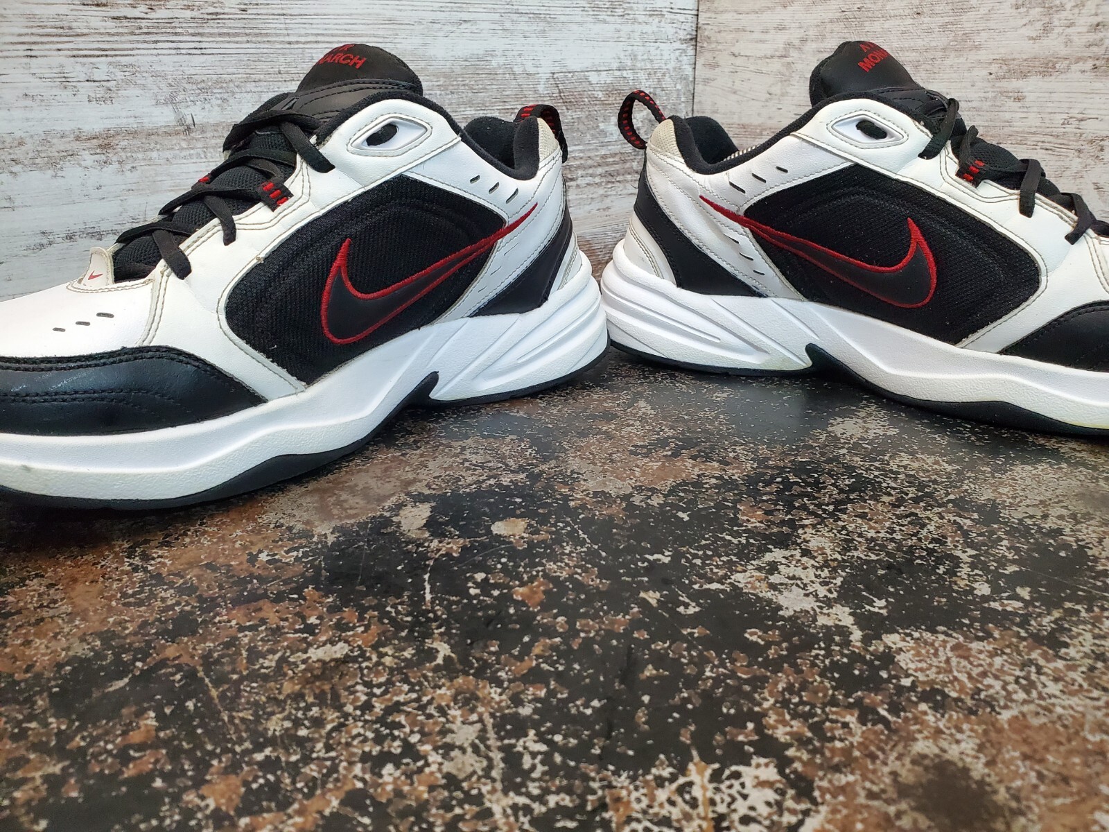 air monarchs red