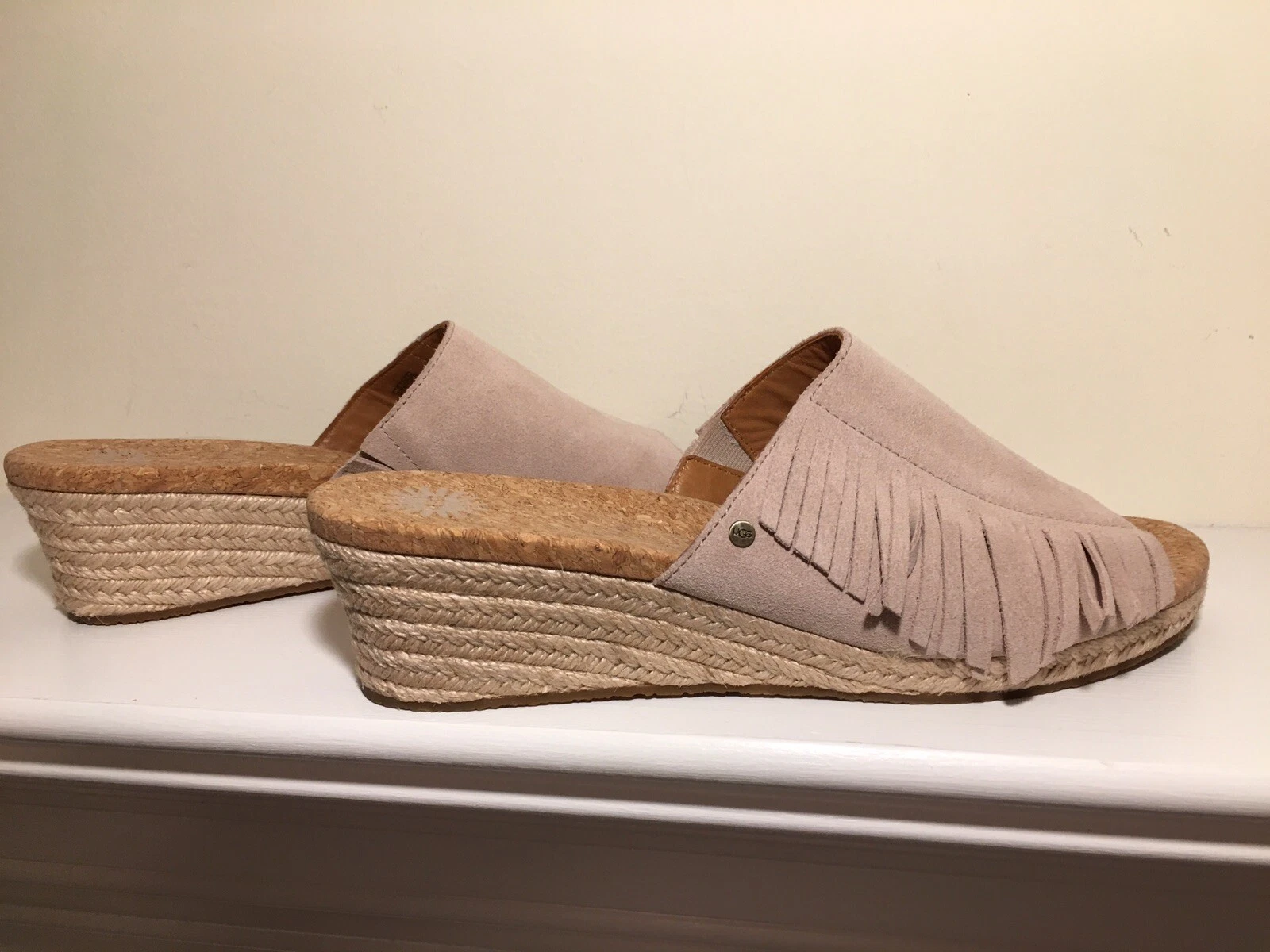 Sandalo UGG Australia Danes frange zeppa Horchata scamosciato slide US donna taglia 10