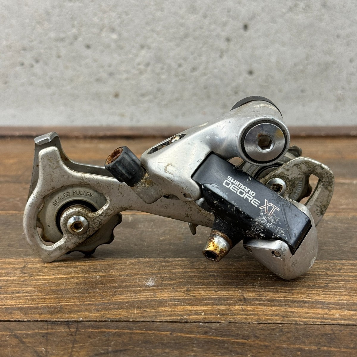Vintage Shimano Deore XT RD-M735 Rear Derailleur Long Cage