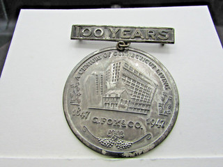 1947 G. FOX & CO. A CENTURY OF CONNECTICUT LIVING. 100 YEARS. RARE !!!