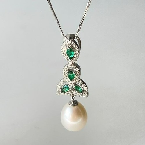 925S Green Gemstones Freshwater Pearl Pendant Necklace And Stud Earring Set - Picture 8 of 9