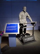 Photo 6x4 Sculpture of R.J.Mitchell Kensington/TQ2579 Made by the sculpt c2007