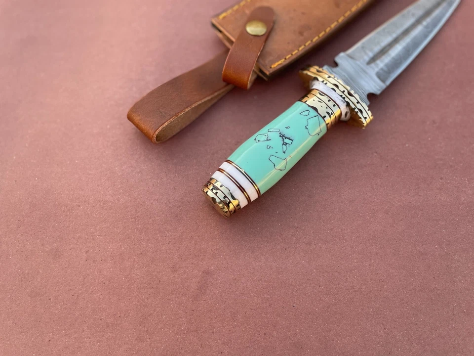 Hand Forged Damascus Dagger Knife with Green Resin Handle Best Collectible Knife - Image 4 of 4