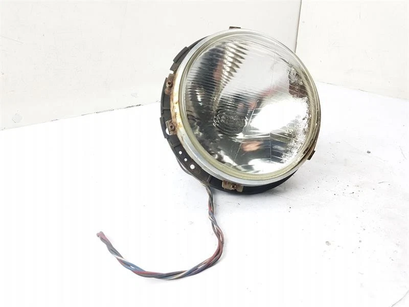 1984-1990 L315 LAND ROVER DEFENDER 90 HEADLIGHT RH DRIVER SIDE - Image 4 of 4