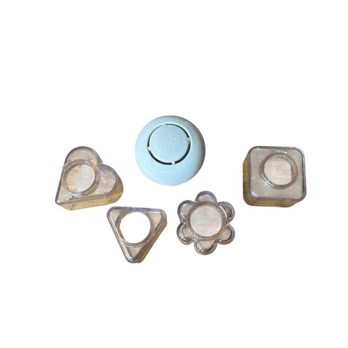Pampered Chef Shape Cutter Mold Set 5pc Heart Flower Triangle Square Clean