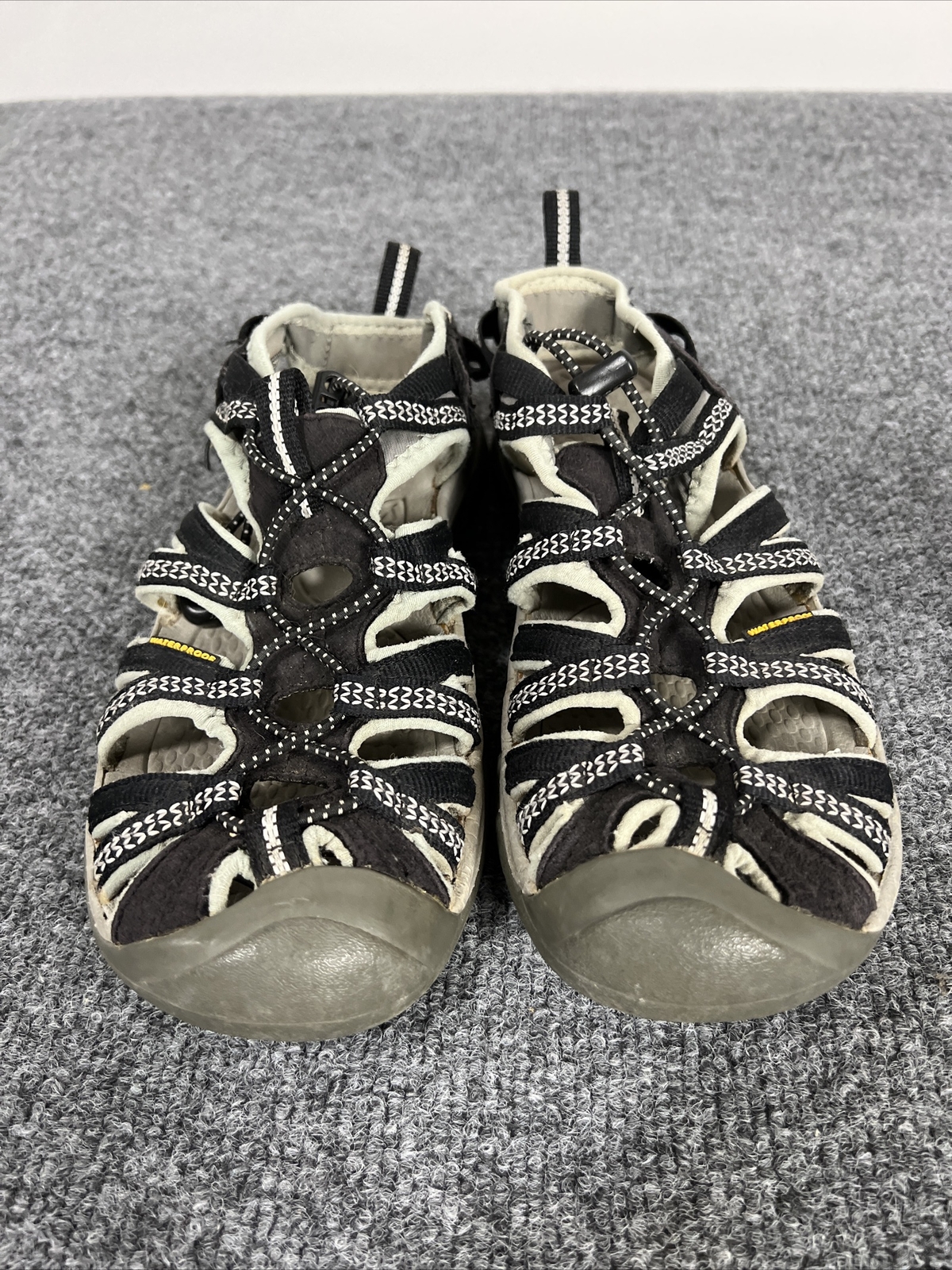 KEEN Sandali da trekking impermeabili neri taglia donna 7 5 uomo 6