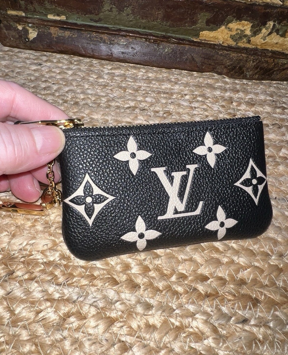 LOUIS VUITTON ブラックレザーキーホルダー LOUIS VUITTON ブラックレザーキーホルダー - メルカリ