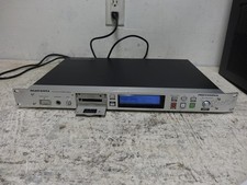 Marantz PMD570 Professional Solid State Rack Mount Recorder  FREE SHIPPING