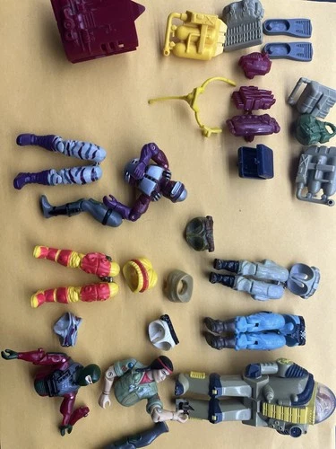 Miscellaneous Vintage GI Joe Parts, Weapons, Accessories, Backpacks