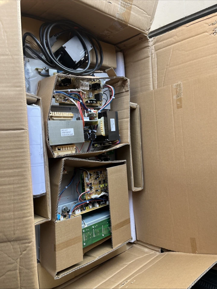 TOA Electronics W-912A 6-Channel In-Wall Modular Mixer / Power Amplifier 120W - Image 3 of 4