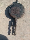 VINTAGE GRISWOLD AMERICAN WAFFLE IRON #8 PATENT #151 DATED JULY 11, 1922 NO BASE