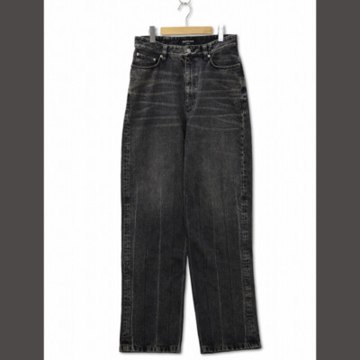Balenciaga 2022 AW 704282 Washed Pull Up Wide Baggy Denim Balenciaga 2022 AW 704282 Washed Pull Up Wide Baggy Denim