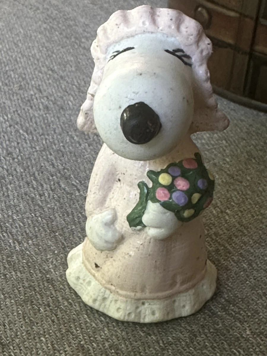 Figurine ancienne PVC Snoopy Fortsetzung type Schleich 6cm : basketeur Basketer