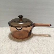 Corning Vision Ware 1 Liter Sauce Pan with Pour Spout Pot Amber Pyrex Lid  USA