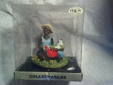 FIGURA DE PERRO GRANJERO HOMBRE NEGRO, HUEVOS DE GALLINA River Grove Pottery, afroamericano