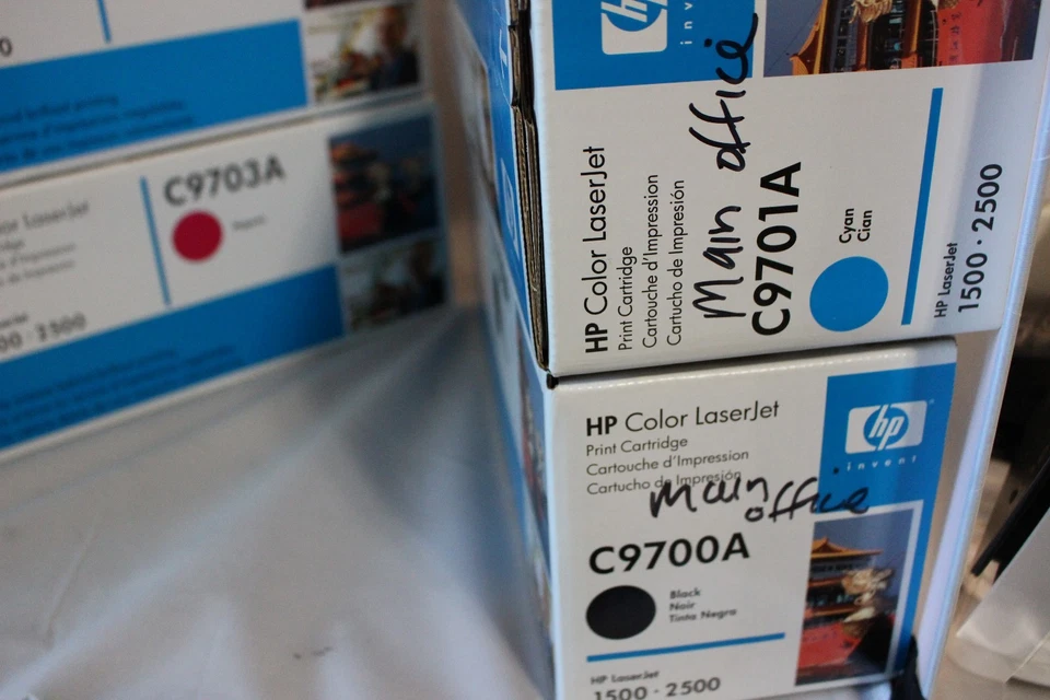 HP Printer Toner LaserJet C9700A C9701A C9702A C9703 4 Genuine Color 1500 2500 Foto 4 de 4