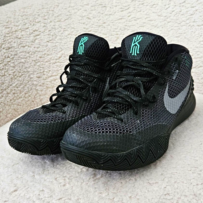 Nike Kyrie 1 Men's Sneakers for Sale | Authenticity Guaranteed | eBay