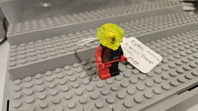 Lego MINIFIGURE- Ogel Minion Commander Alp018.    Lot99