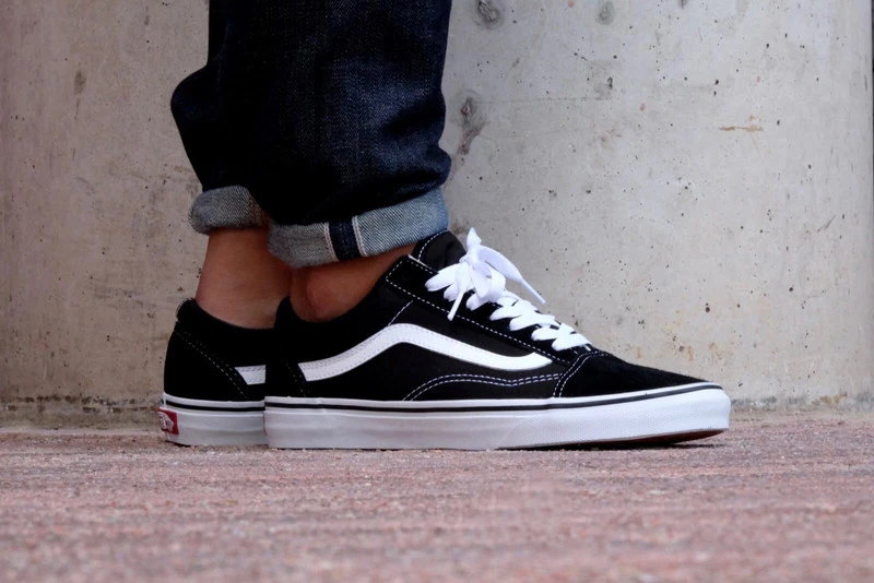 VANS OLD SKOOL BLACK/WHITE LOW SUEDE CANVAS UNISEX SHOES NEW