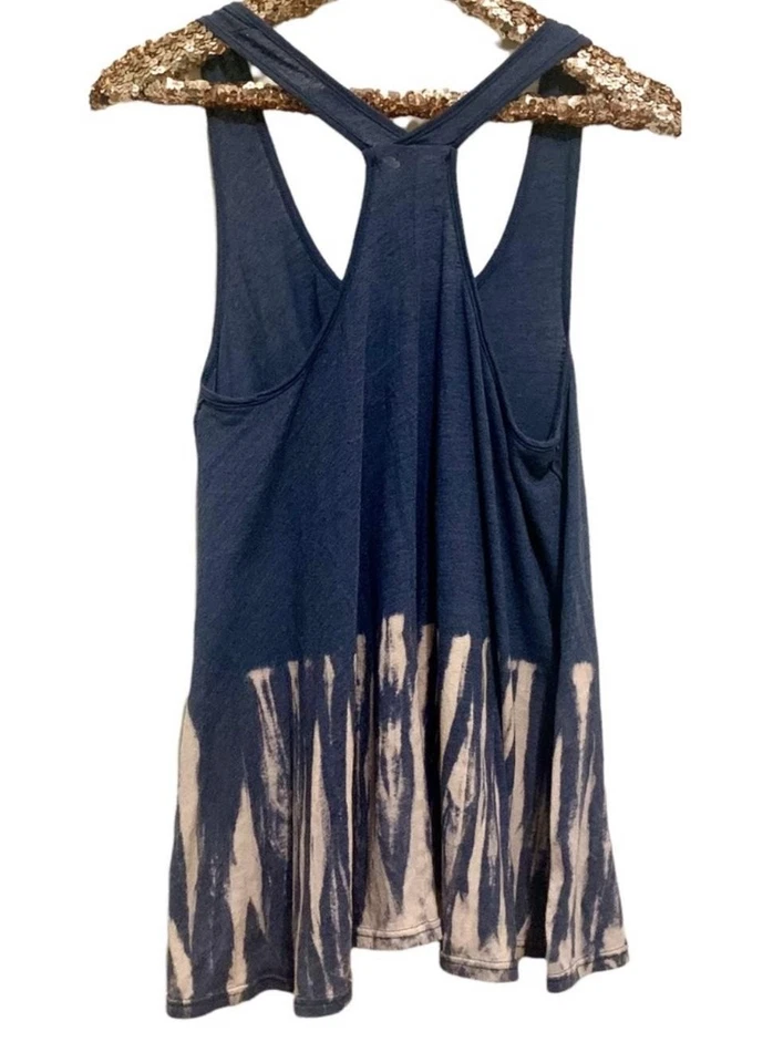 Camiseta sin mangas We The Free para mujer azul medio tie dye espalda deportiva Free People fluida Foto 2 de 4