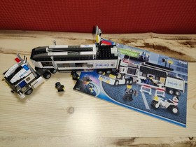 LEGO (9 Sets); World City: 7030 7031 7032 7033 7034 7035; City: 7899 7235 7236