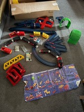 Vintage 1989 TOMY Train Set Lot Tracks Cars Figures Accessories Bundle 100pcs