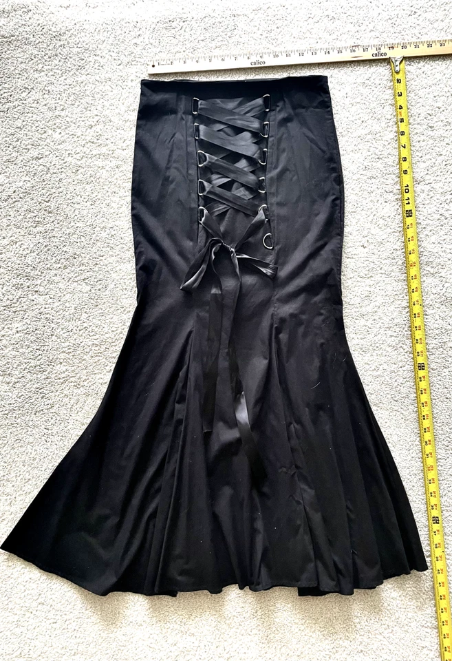 Cola de pez steampunk victoriano eduardiano falda larga volantes detalle de cordones Foto 2 de 4