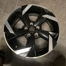 2019-2025 F16 Nissan Juke MK2 Alloy Wheel 17 X 7J ET35 P/N 403006PD1B