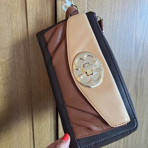 Brand New Emma Fox Beige Brown Color Combo Wristlet Small Bag BNWT - Picture 16 of 16